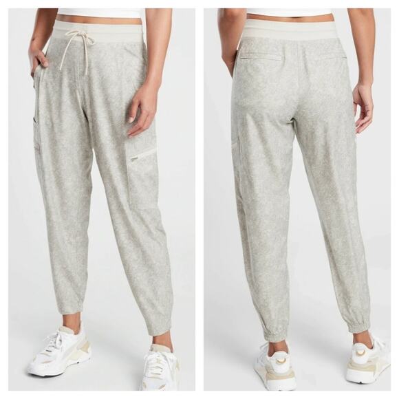 Athleta Venture Printed Pant Viper Grey Cream 980007 Size 8 - Picture 1 of 6